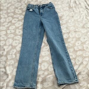 Stylish Blue Straight Leg Abercrombie & Fitch Women’s Jeans